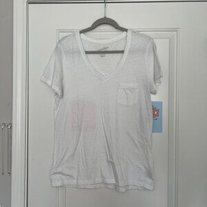 Women's Universal Thread Monterey V-Neck Tee